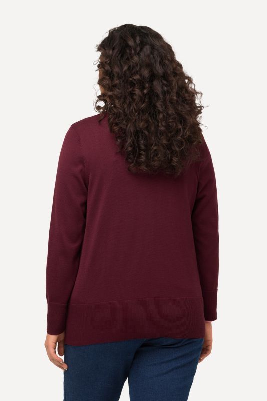 Cardigan fine maille, encolure en V et patte de boutonnage