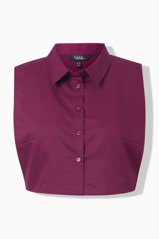Faux col de chemisier avec patte de boutonnage. À porter sous un haut