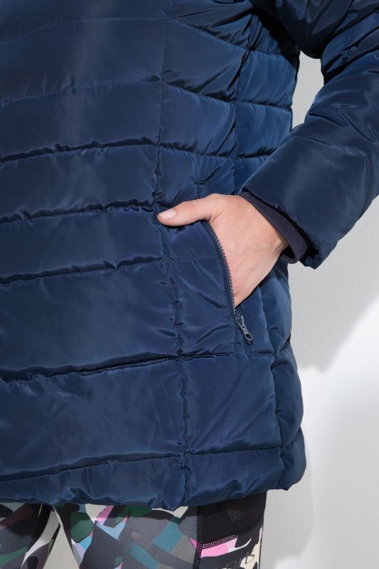 Veste matelassée imperméable à capuche et poches zippées, ligne en A