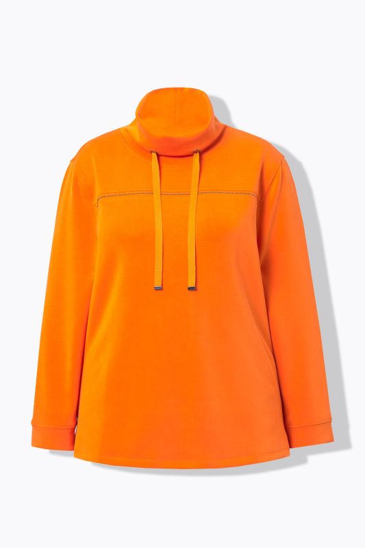 Sweat-shirt avec pierres fantaisie, collection Classic. Col montant et manches 3/4.