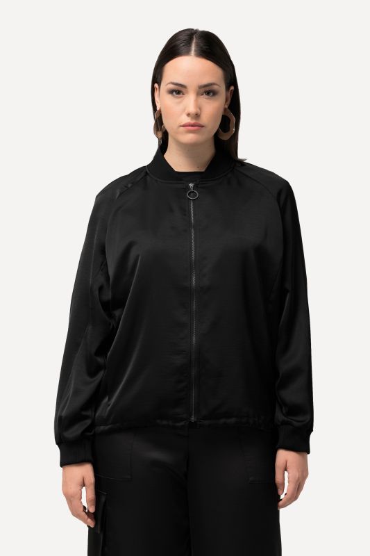 Veste de style universitaire en satin. Base en bord-côte, encolure style veste Teddy