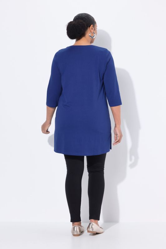 T-shirt long, silhouette en A, col V, manches 3/4