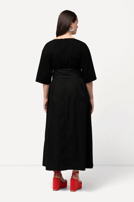 Robes maxi, coupe évasée, ceinture, col rond, manches courtes