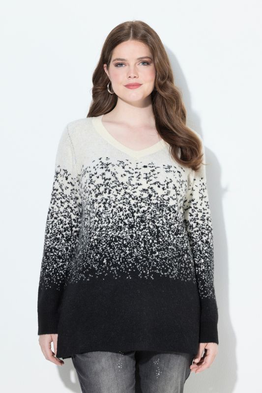 Pull avec dégradé de couleurs, col en V et manches longues. Coupe évasée.