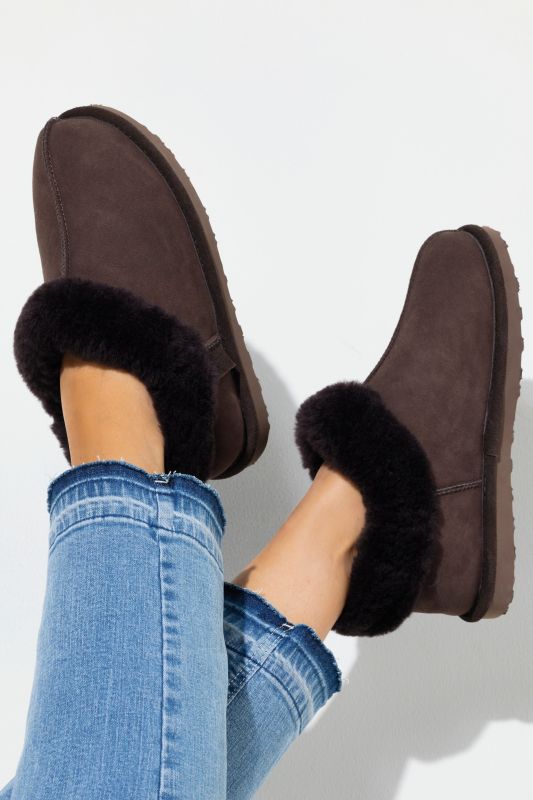 Chaussures en cuir d'agneau suédé, doublure en peau d'agneau