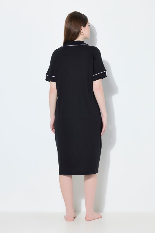 Chemise de nuit, col à revers et manches courtes, passepoils fantaisie