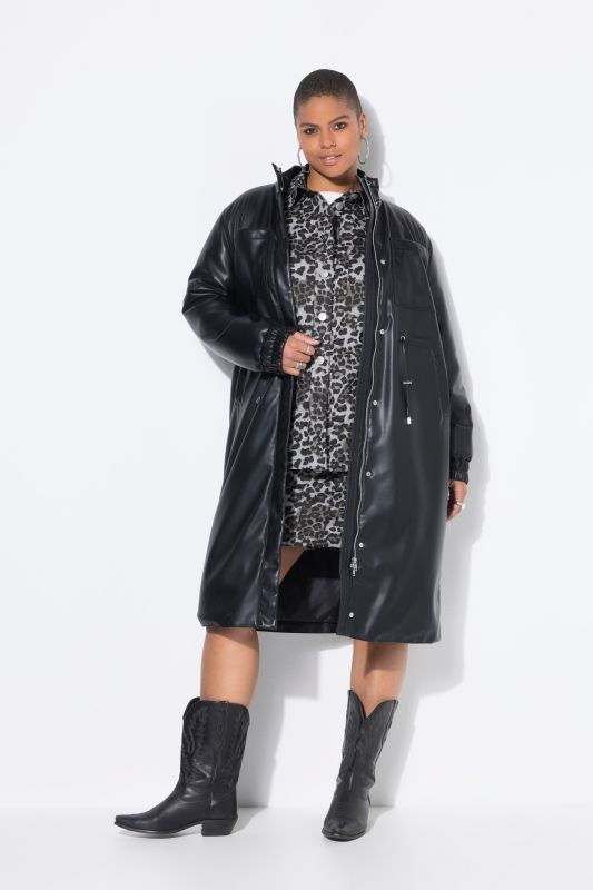 Manteau en simili. Cordon de serrage à la taille