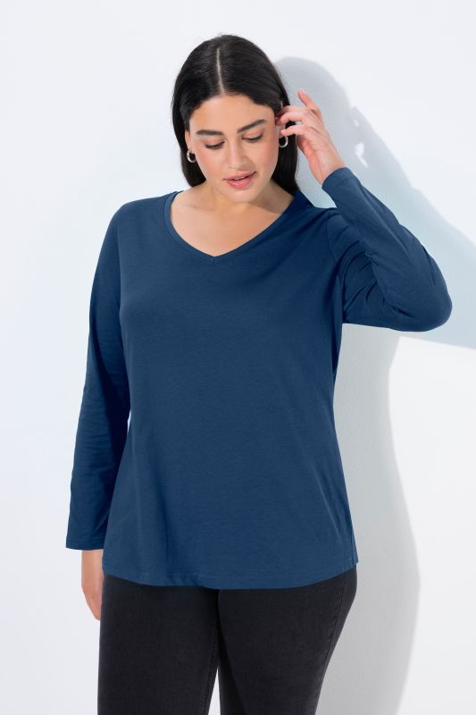 T-shirt col en V et manches longues, coupe Slim Fit