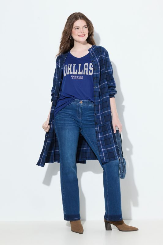 Jean Bootcut Sarah, en denim stretch, jambe évasée et ourlet frangé