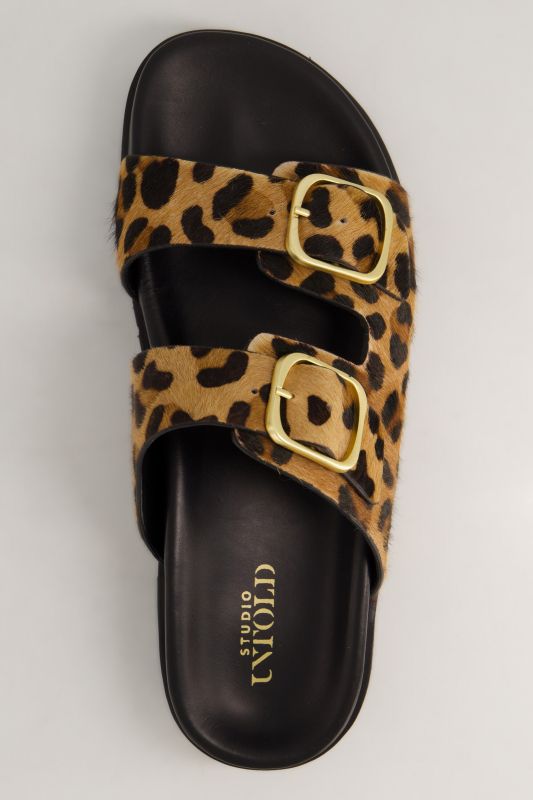Mules en cuir. Brides léopard – largeur H