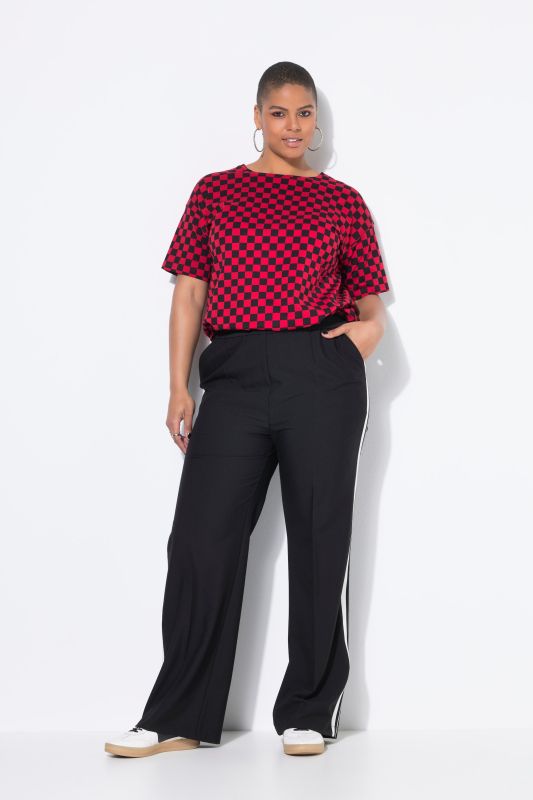 Pantalon, coupe Straight Wide Legs. Bandes fantaisies sur les côtés