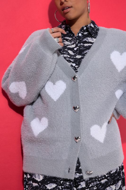 Cardigan oversize. Maille ultra-douce. Motif cœurs