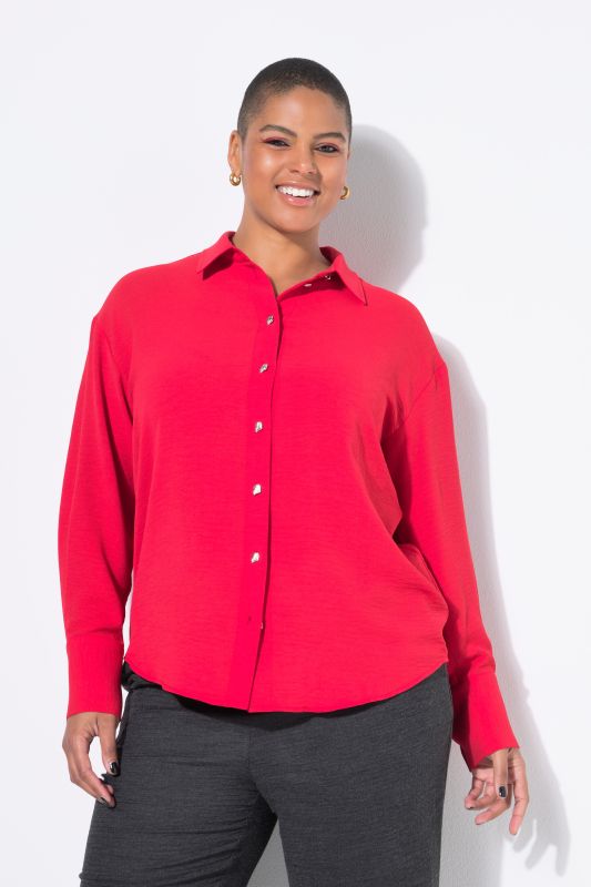 Chemisier oversize. Boutons fantaisie