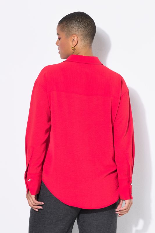 Chemisier oversize. Boutons fantaisie