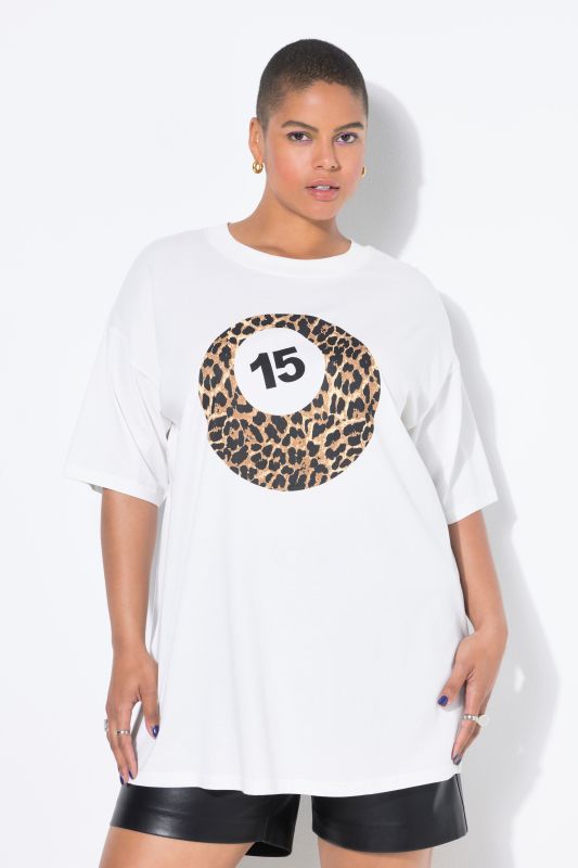T-shirt oversize. Manches courtes. Motif boule de billard