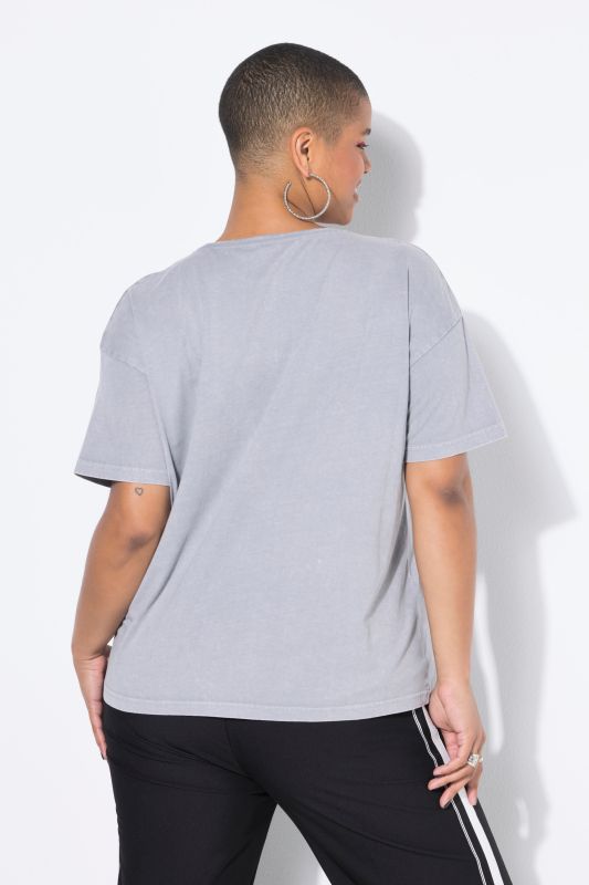 T-shirt oversize. Manches courtes. Motif éclair léopard