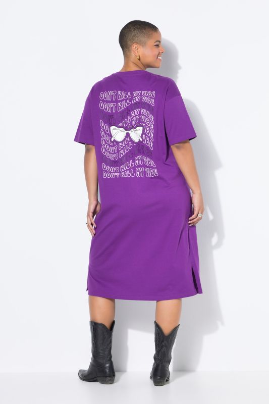 Robe-T-shirt midi oversize. Grand imprimé dans le dos