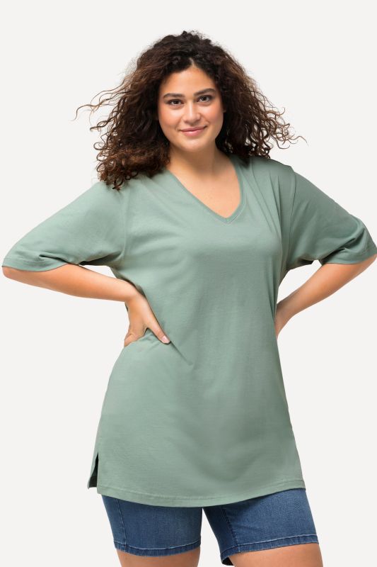 T-shirt coupe Relaxed Fit, décolleté en V et manches courtes