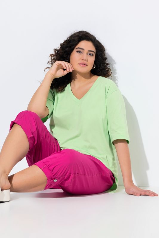 T-shirt coupe Relaxed Fit, décolleté en V et manches courtes