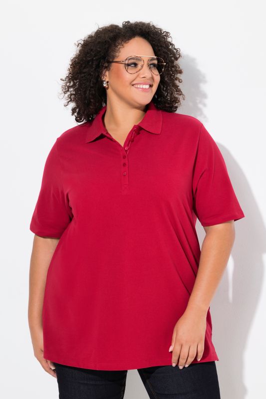 Polo en maille piquée. Patte de boutonnage en velours. Manches courtes