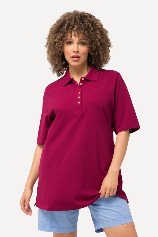 Polo en maille piquée. Patte de boutonnage en velours. Manches courtes