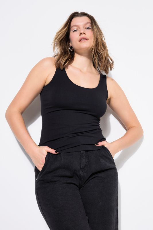 Top Basic, encolure large, jersey stretch