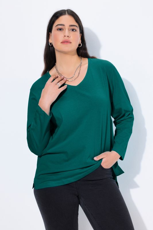 T-shirt coupe Relaxed Fit, décolleté en V et manches longues