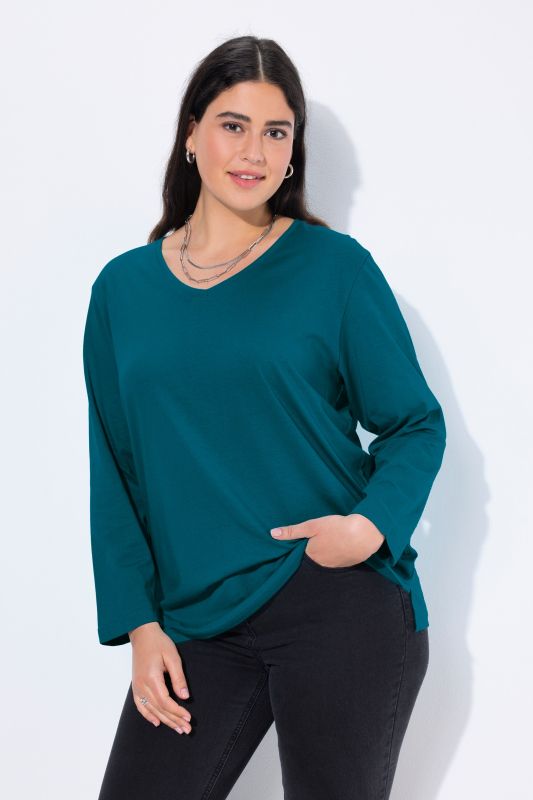 T-shirt coupe Relaxed Fit, décolleté en V et manches longues