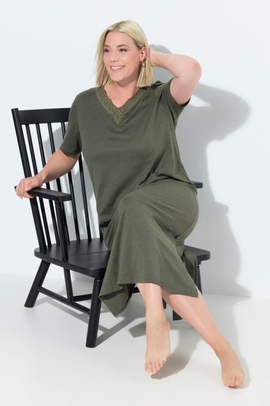 Chemise de nuit en modal mélangé, manches courtes et broderies ajourées