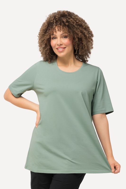T-shirt en coton bio. Col rond et manches courtes. Coupe évasée
