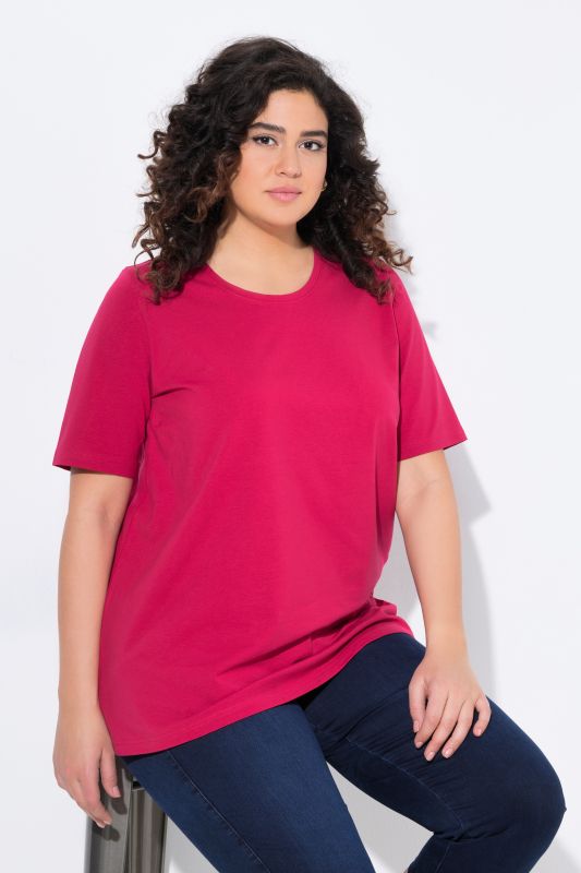 T-shirt en coton bio. Col rond et manches courtes. Coupe évasée
