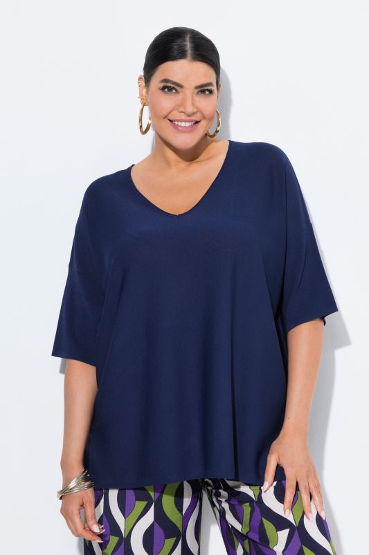 Pull oversize, encolure en V et manches courtes