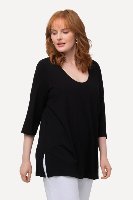 T-shirt manches 3/4, décolleté rond et profond