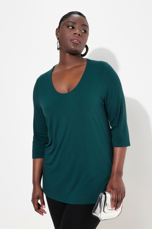T-shirt manches 3/4, décolleté rond et profond