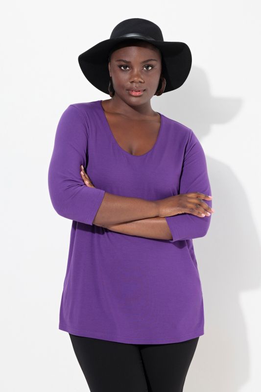 T-shirt manches 3/4, décolleté rond et profond