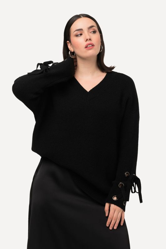 Pull oversized, col en V et manches longues, rubans aux manches