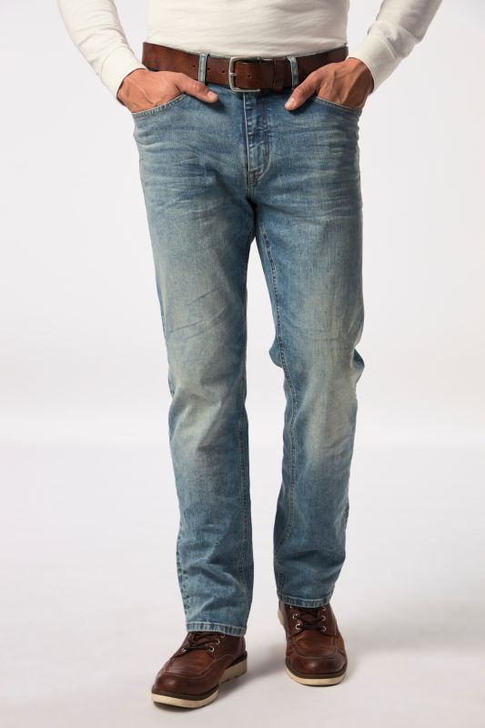 Jean ventre confort, finition FLEXNAMIC®, coupe Straight Fit 5 poches - jusqu'au 38/74