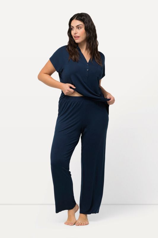 Pyjama oversize deux pièces, pantalon + T-shirt col chemise et manches courtes