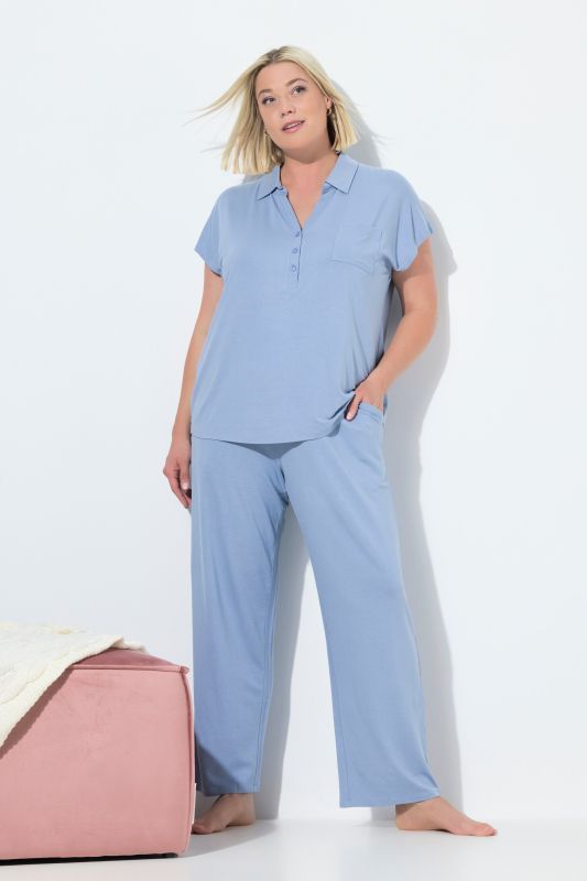 Pyjama oversize deux pièces, pantalon + T-shirt col chemise et manches courtes