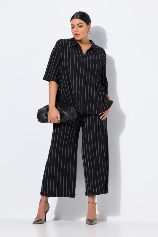 Pantalon à enfiler, taille élastique et jambe large, matière texturée