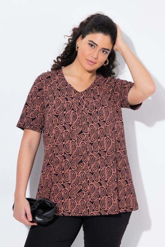 T-shirt avec plis fantaisie, silhouette en A évasée, col  en V et manches courtes
