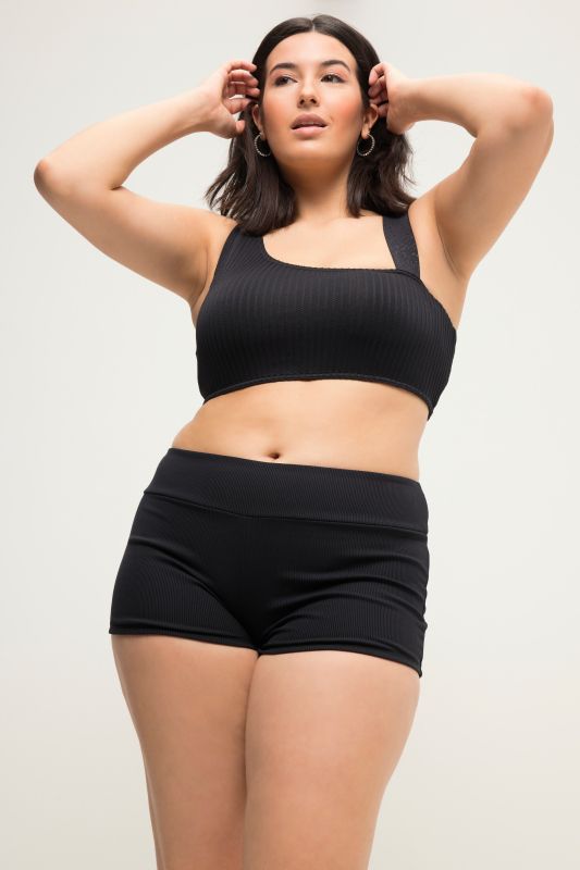 Short hipster de bain. Coupe Tight Fit. Taille haute élastique