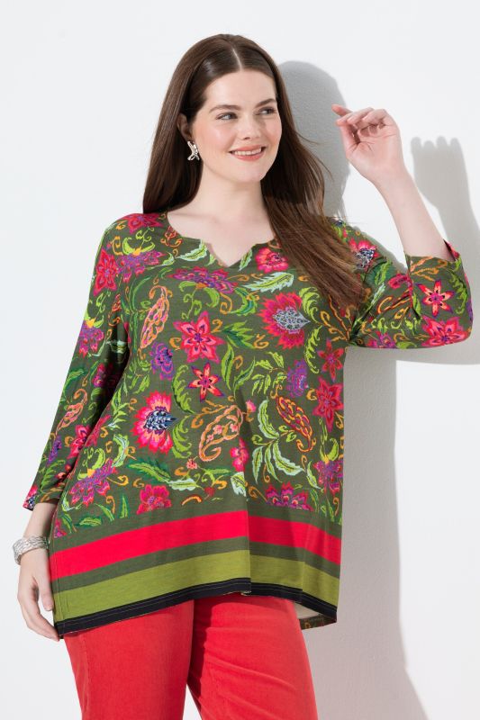 T-shirt col tunisien et manches 3/4, motif champêtre et coupe évasée