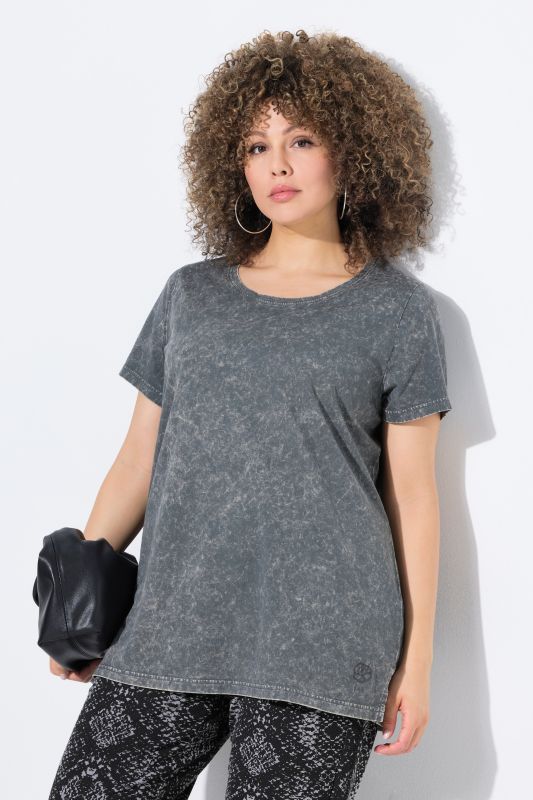 T-shirt coupe Classic Fit, délavage vintage et rivets fantaisie