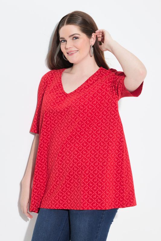 T-shirt s'inspirant des tenues traditionnelles bavaroises, encolure en V et manches courtes, coupe évasée