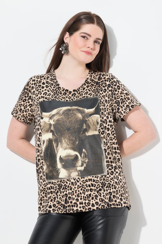 T-shirt motif traditionnel bavarois. Col rond et manches courtes. Coupe Classic