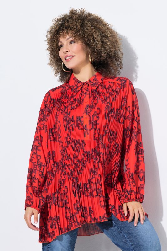 Chemisier plissé, motif lettres de l'alphabet, col chemise et manches longues, coupe évasée