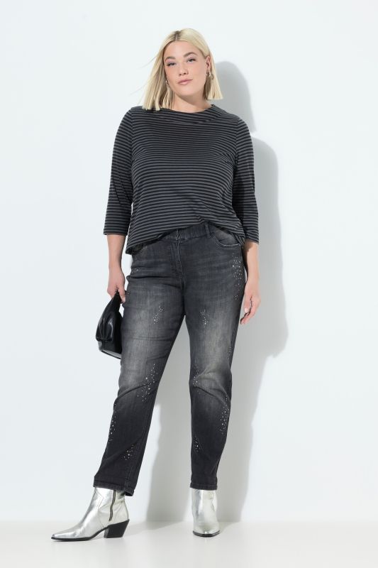 Jean Boyfriend, denim stretch et rivets fantaisie