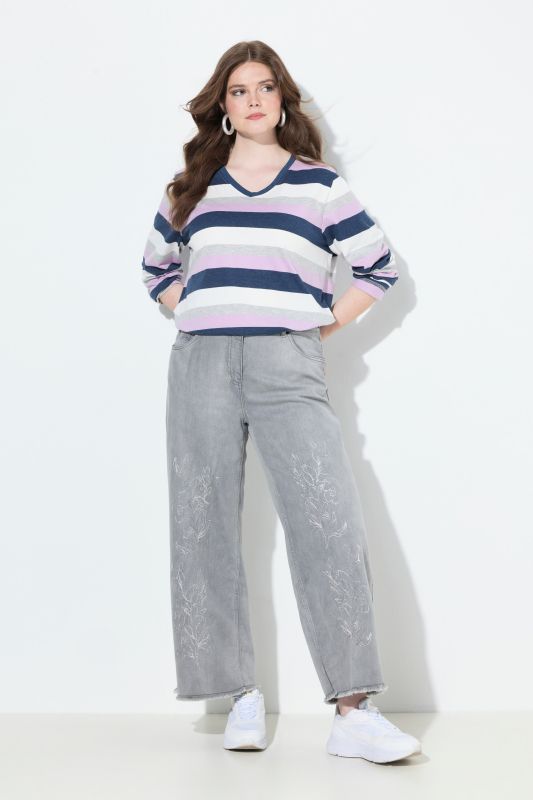 Jean Marie en denim stretch, broderie et bas de jambe avec ourlet frangé