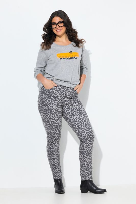 Jean Sarah motif léopard, jambe étroite et sergé stretch